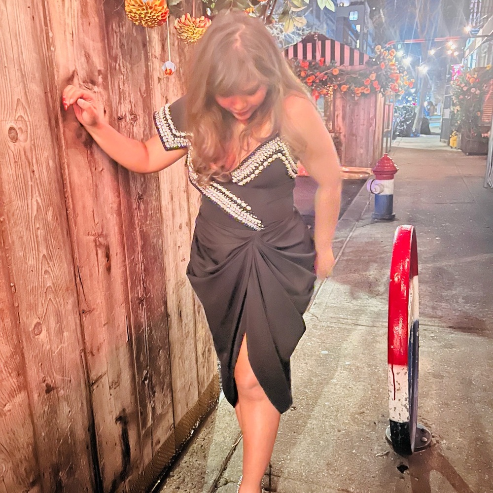 Embellished Black One-Shoulder Bodysuit - Picture 3 of 4